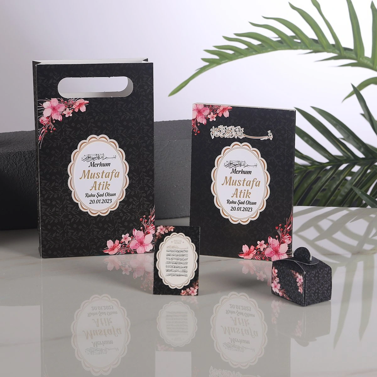 Çiçek Siyah Yasin + Çanta + Lokumluk + Magnet