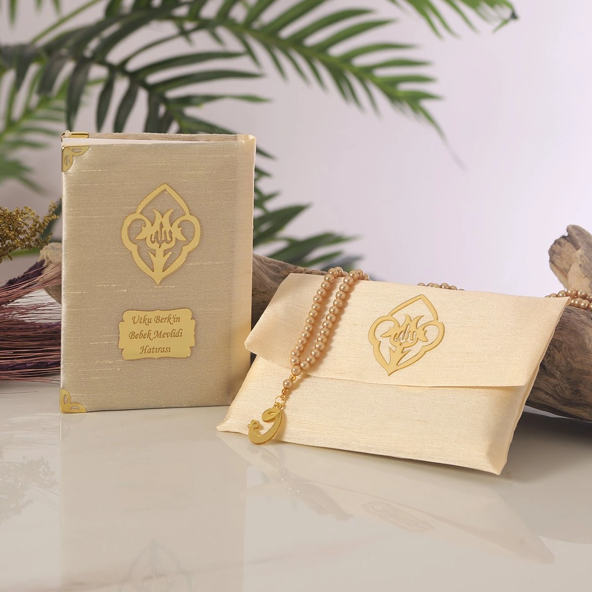 64 Sayfa Gold Çanta ve İnci Tesbihli Şantuk Yasin