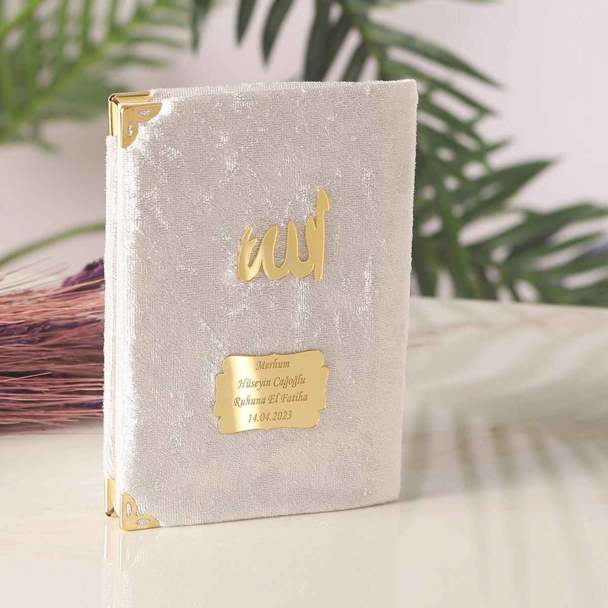 64 Sayfa Krem Kadife Yasin