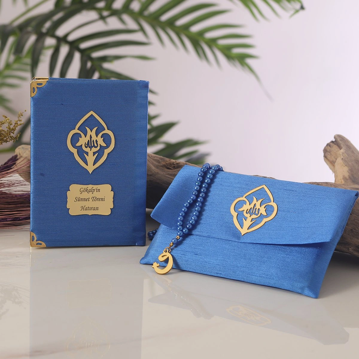 64 Sayfa Saks Mavisi Çanta ve İnci Tesbihli Şantuk Yasin