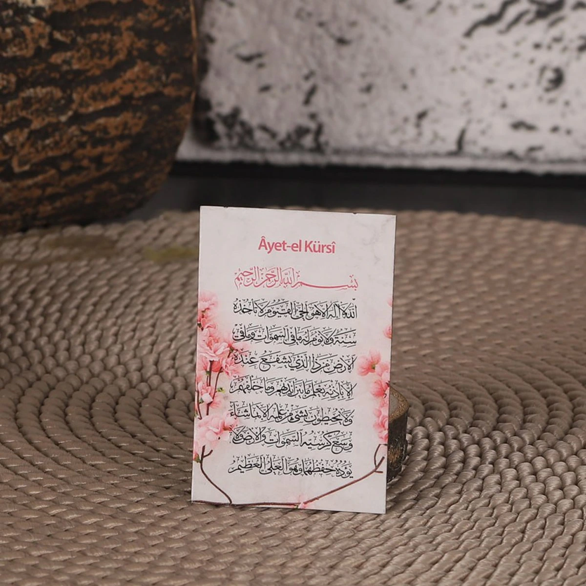 Zerafet Pembe Magnet