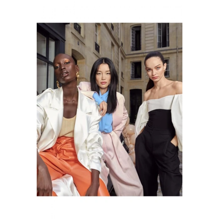 Loreal Paris Brilliant Signature Plump In Gloss Ruj 404 I Insert