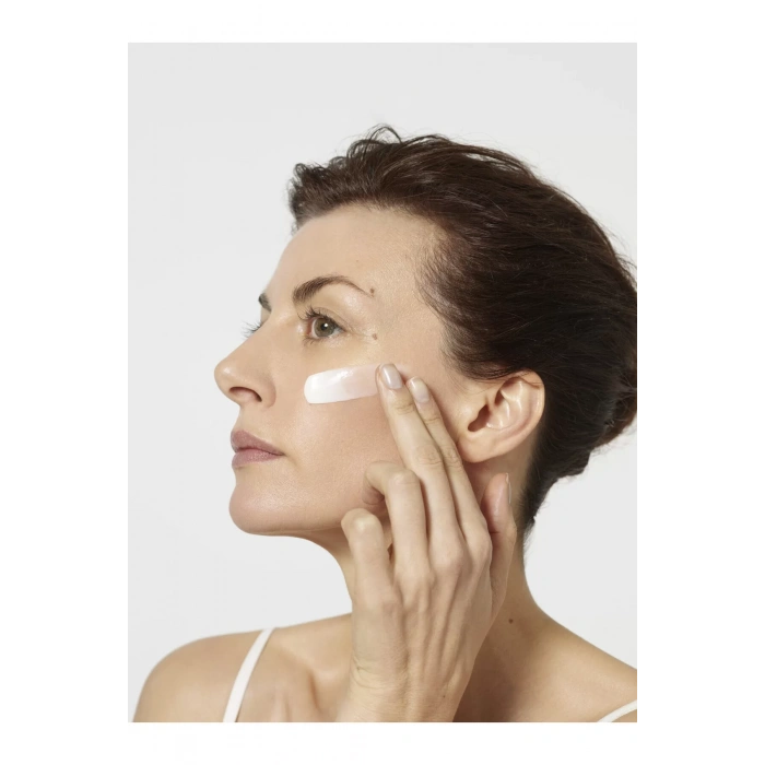 Loreal Paris Revitalift Lazer X3 Yoğun Yaşlanma Karşıtı Gündüz Bakım Kremi- Tanışma Boyu 15 ml