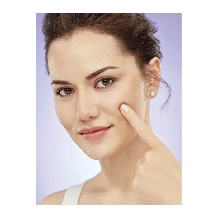 Loreal Paris Hyaluron Uzmanı Cilt Dolgunlaştıran Nemlendirici Gece Kremi - Hyaluronik Asit Loreal