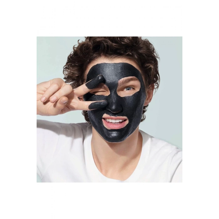 Garnier Saf & Temiz Siyah Nokta Karşıtı Kömürlü Temizleme Jeli 200 ml