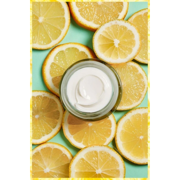 Garnier C Vitamini Parlak Günlük Aydınlatıcı Krem 50 ml