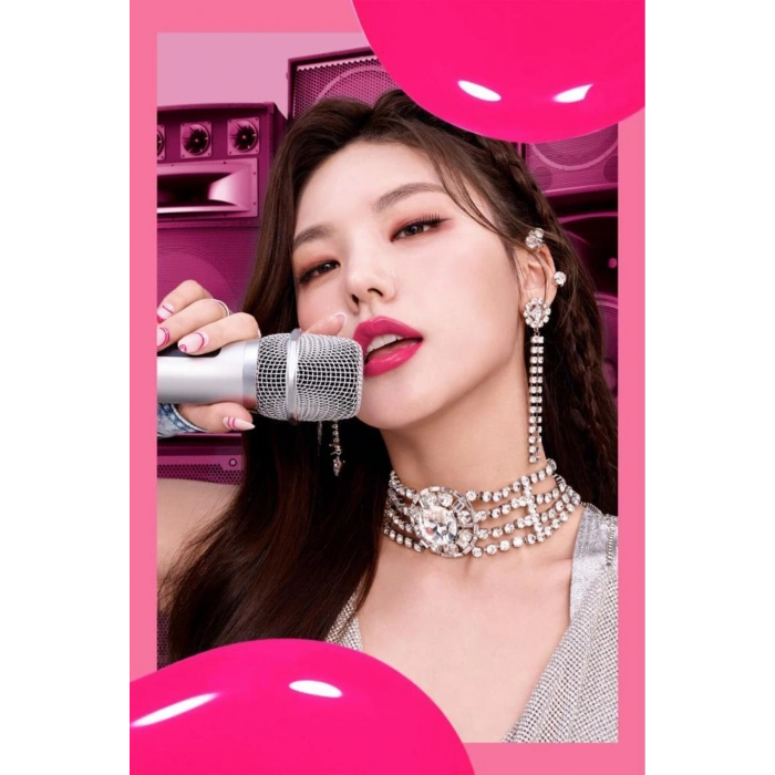 Maybelline New York Super Stay Vinyl Ink Uzun Süre Kalıcı Likit Parlak Ruj 160 Sultry