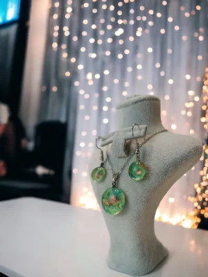 Benim Cam Atölyem Murano Yeşil Ebru Kolye