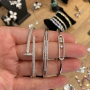 3 Sıra Taşlı Tria Kelepçe