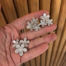 Baget Flower Tria Kolye