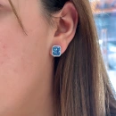 BD Ddörtgen Etrafı Taşlı Küpe