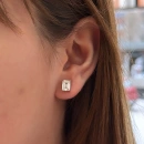 G Colour Di Stud Küpe