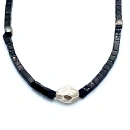 Hematit Siyah Gümüş Detaylı Kolye