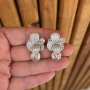 Mozanit Tektaş Pave Çiçek Küpe