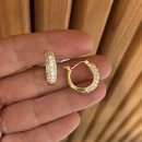 Pave Yarım Tur 3 Sıra Halka Küpe