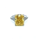 Sarı Ddörtgen Radiant Taşlı Yüzük