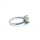 Sarı Kalp Taşlı Yarımtur Yüzük