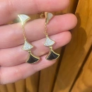 Sedefli 3 Yelpaze Küpe