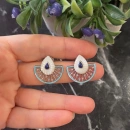 Sedefli Mavi Mineli Yarım Ay Küpe