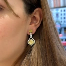 YD Damla 2 Taş Küpe