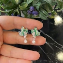 Yeşil Mineli İncili Kelebek Küpe