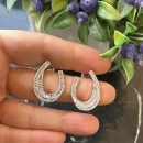 Zarif Bagetli Virgül Küpe