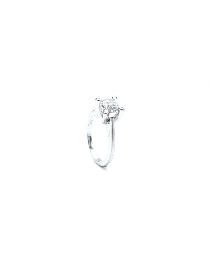 Mozanit 0,9ct 4 Badem Tırnak Tektaş Yüzük