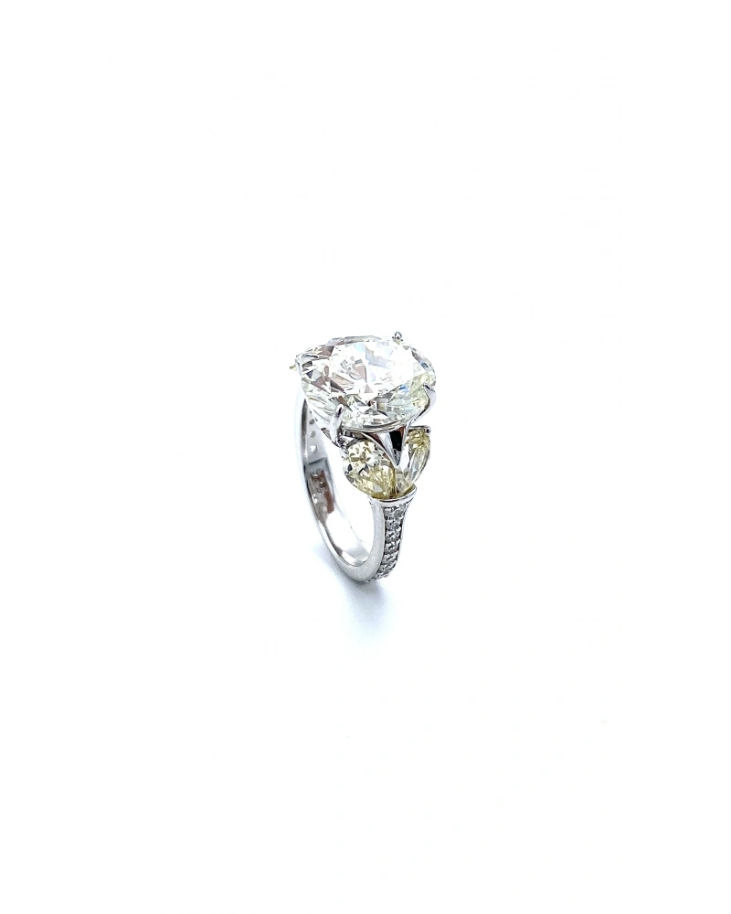 Mozanit Oval Duchess Yüzük