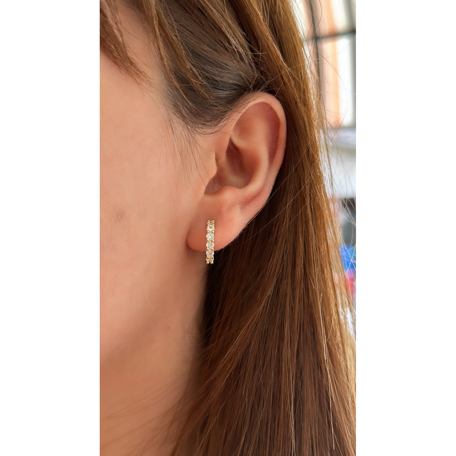 1.5cm Taşlı Halka Küpe