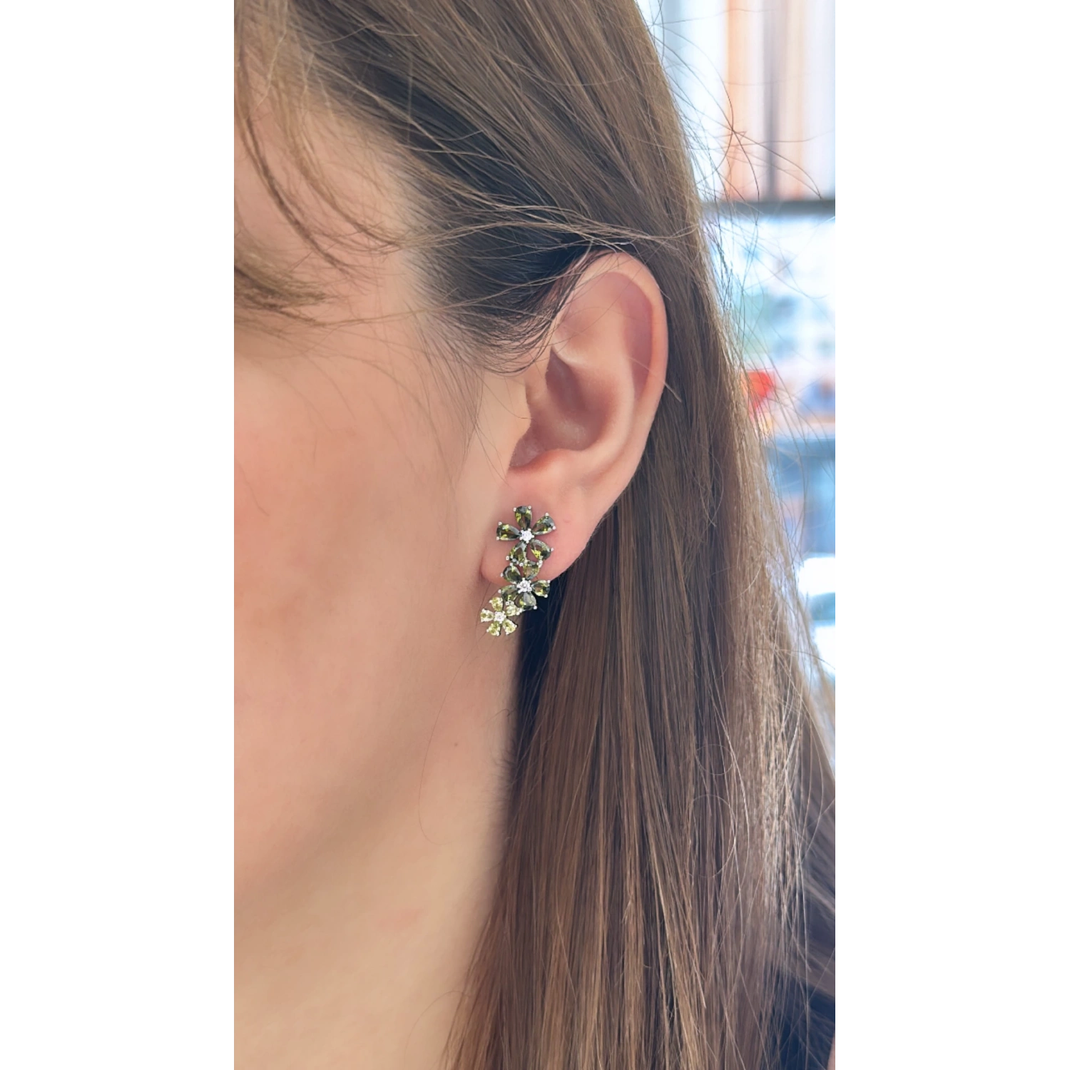 3 Papatya Yeşil Küpe