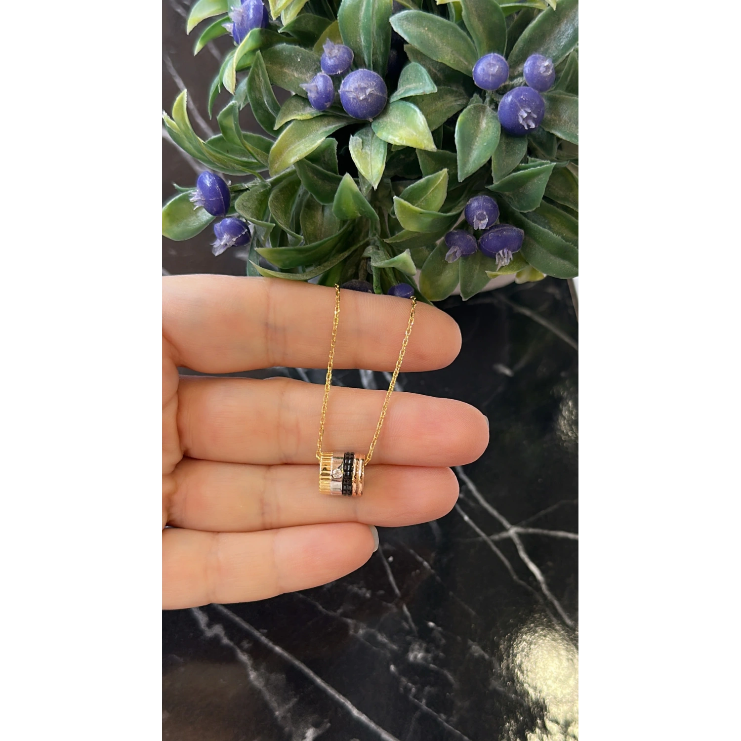 3 Renk Silindir Kolye