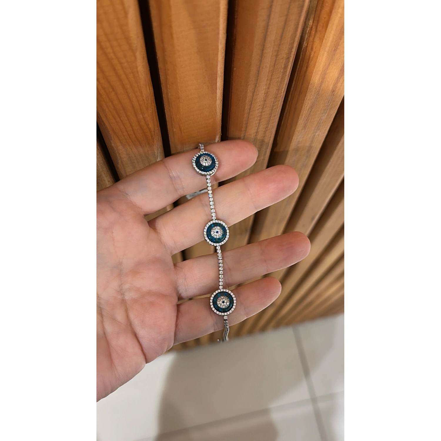 3lü M Camgöz Suyolu Bileklik