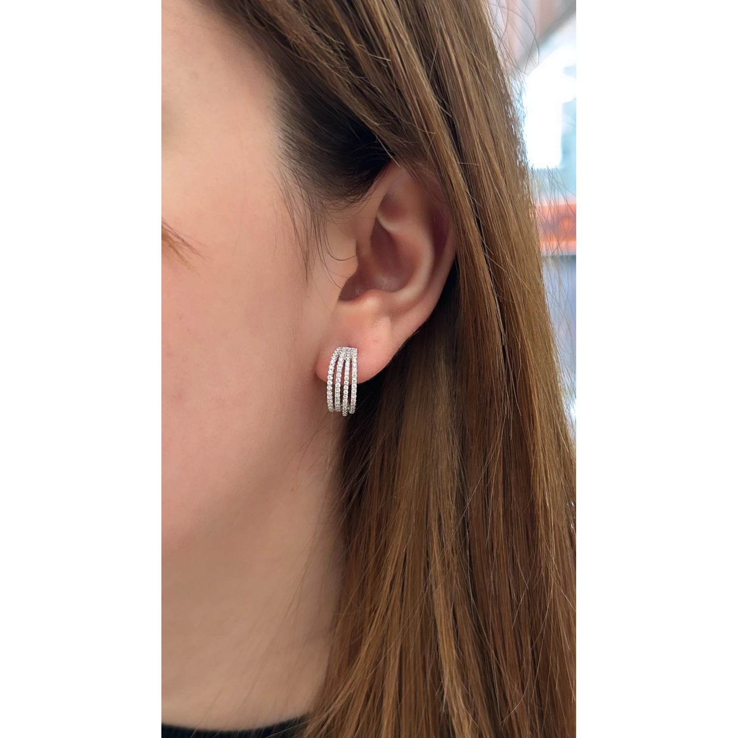 4 Sıra Taşlı Açık Halka Küpe