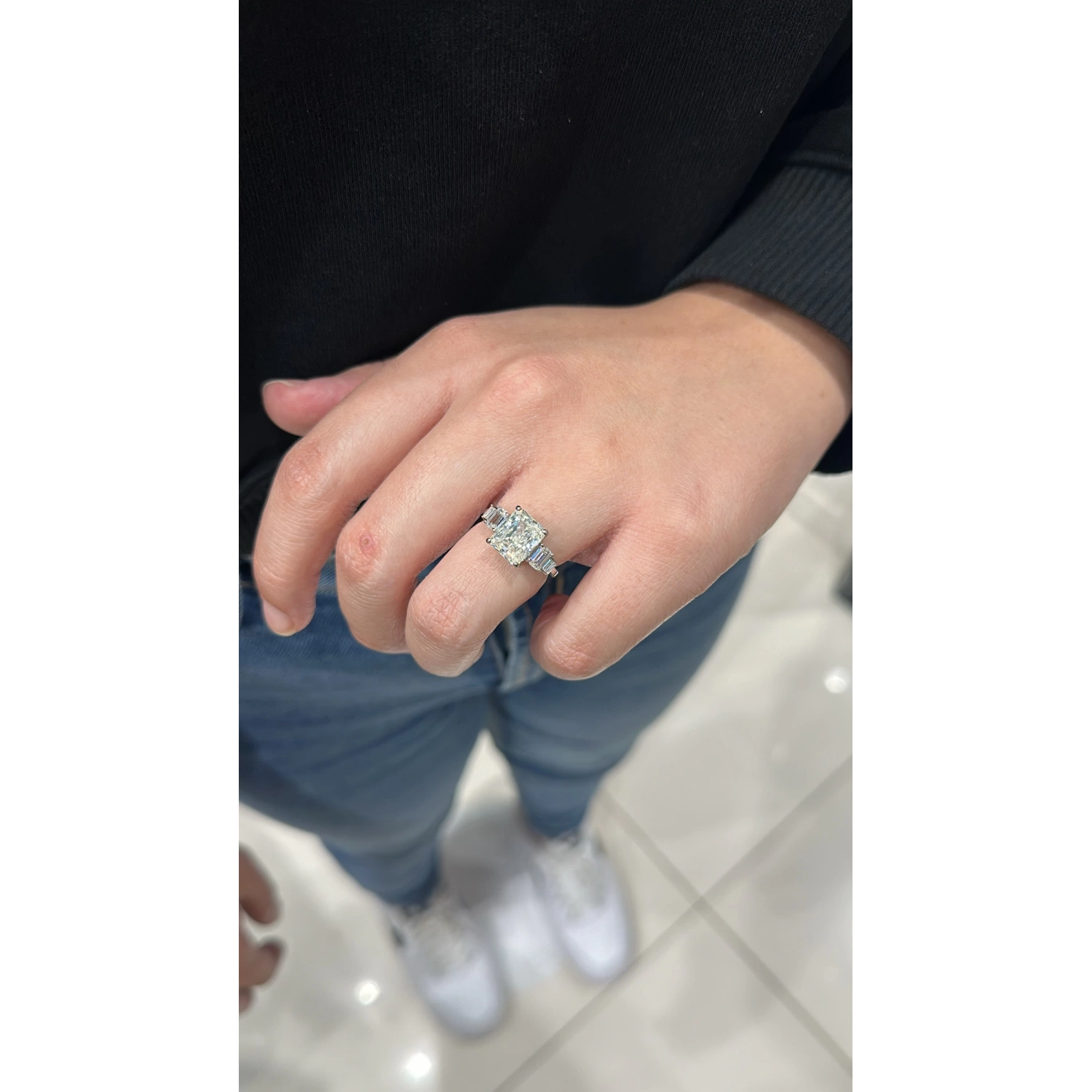 4ct Yanları prenses taşlı Di Mozanit Yüzük