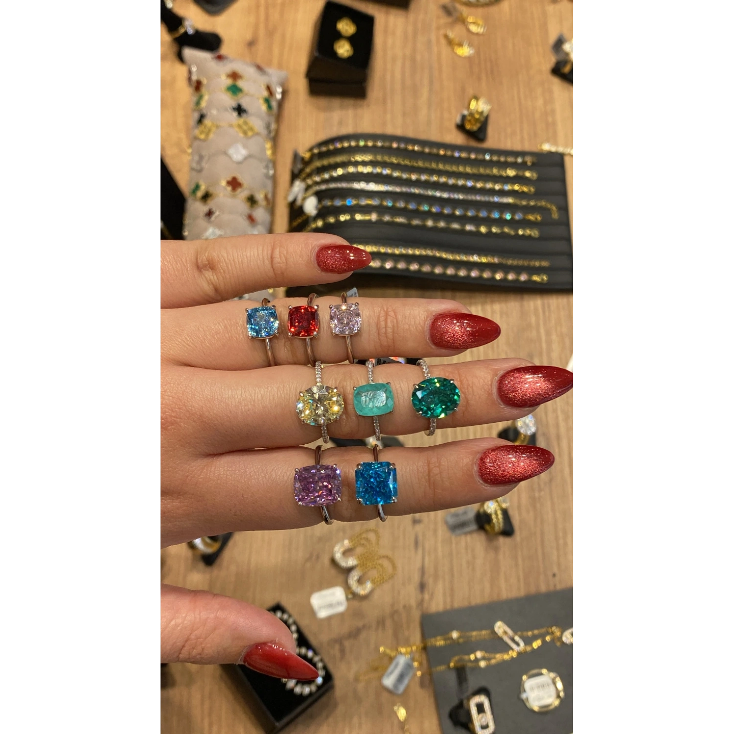 Blue Diamond Kare Tektaş Yüzük