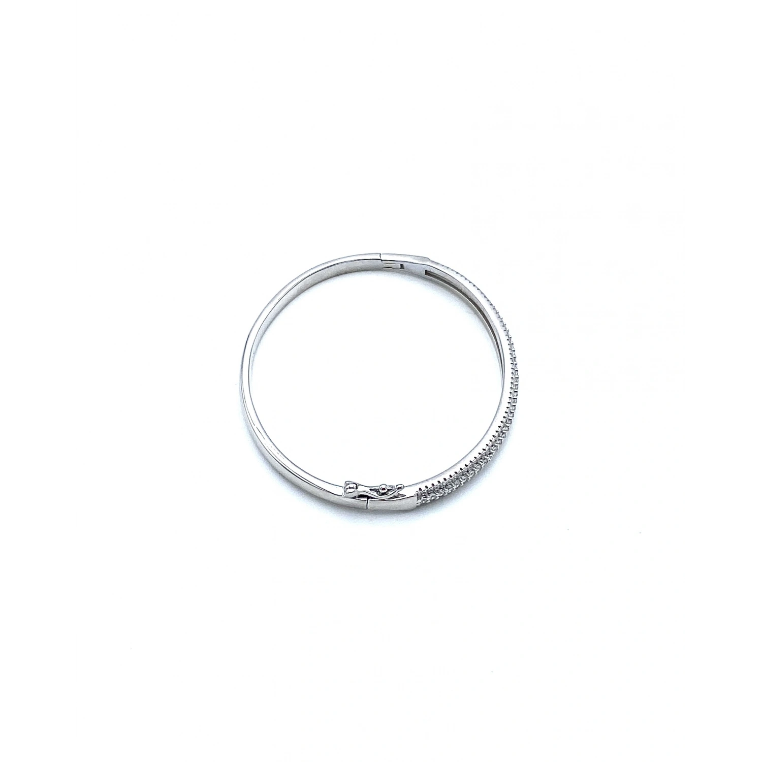 3 Sıra Taşlı Yarımtur Kelepçe