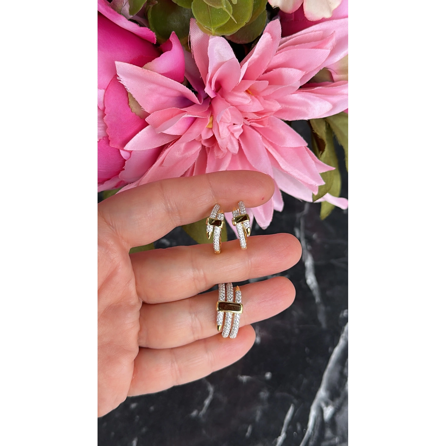 Shiny Taşlı Plaka Küpe