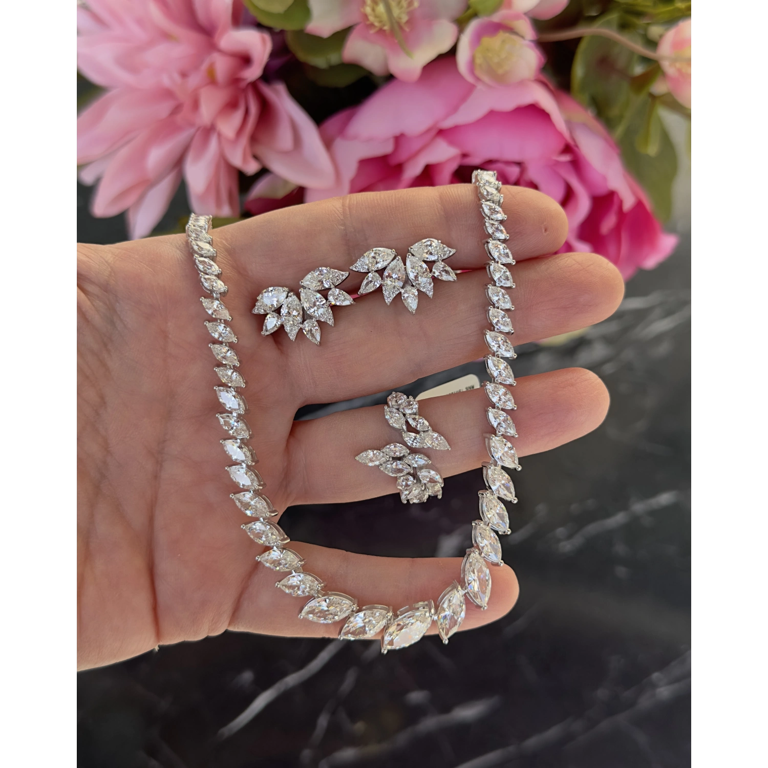 Mozanit Süzme Markiz Suyolu Kolye