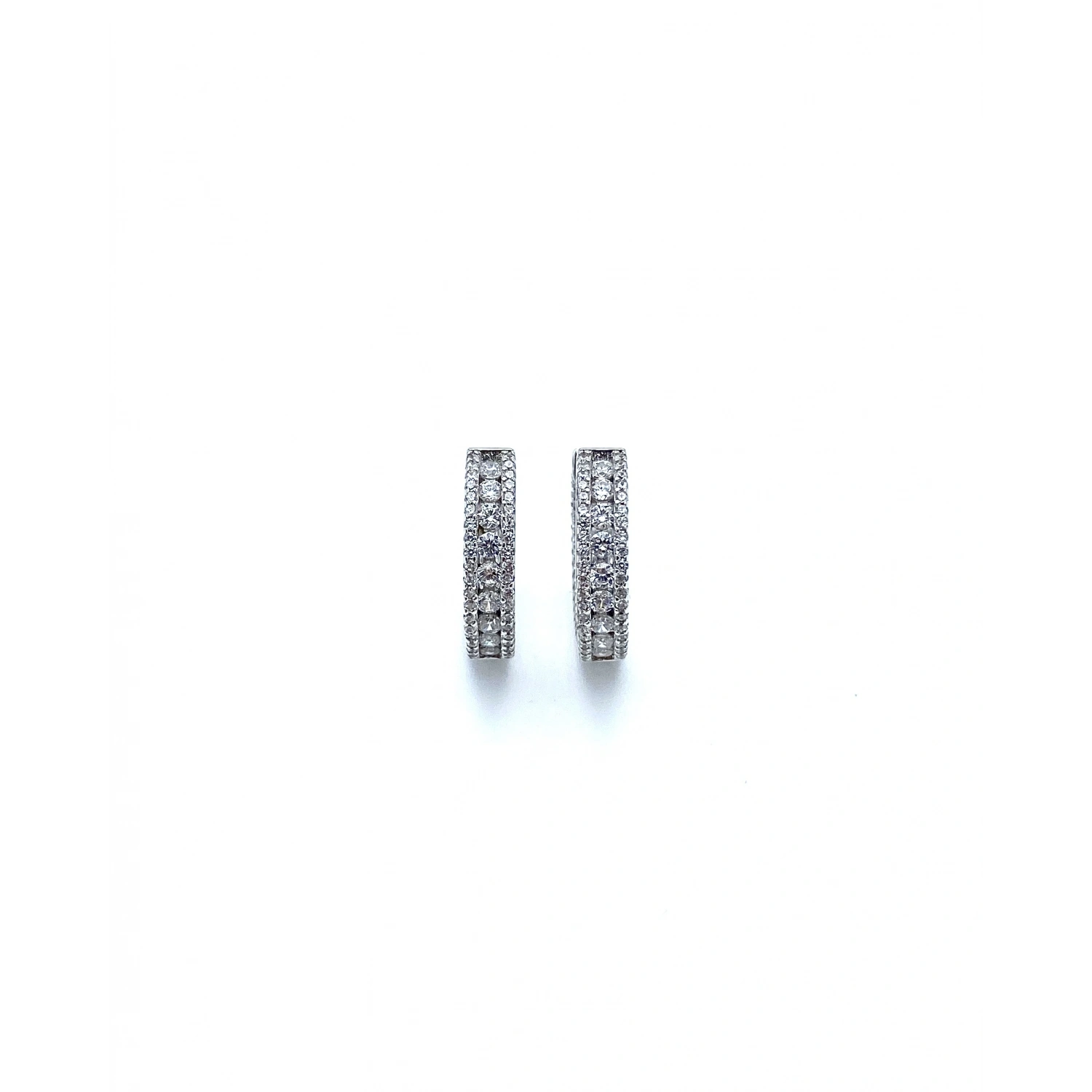 2 Sıra Taşlı Halka Küpe