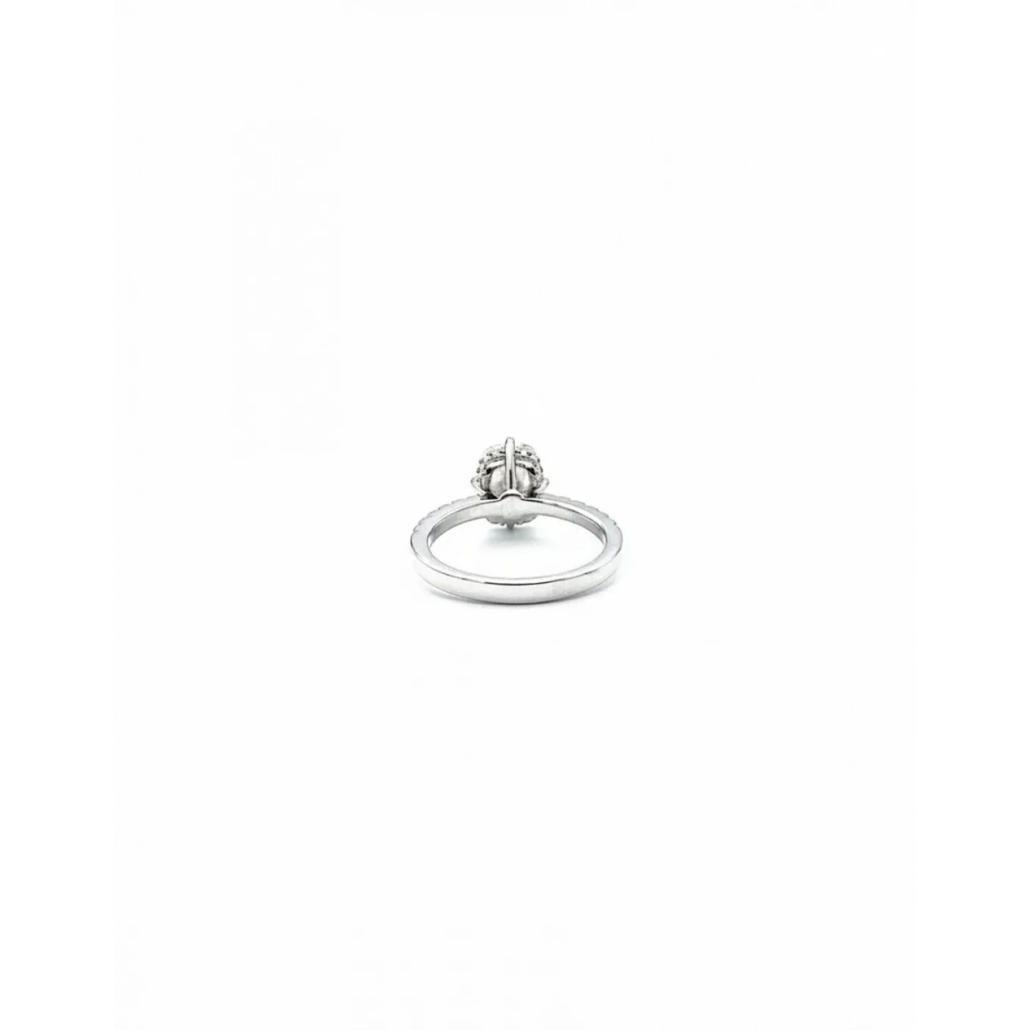 Sertifikalı Mozanit Oval Taşlı Yanları Taşlı Tektaş Yüzük