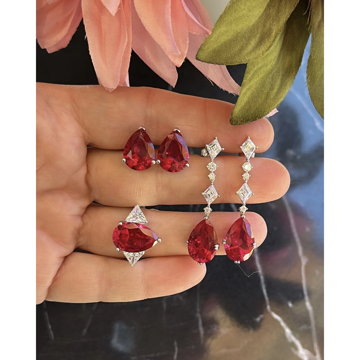 Ruby Damla Geo Küpe