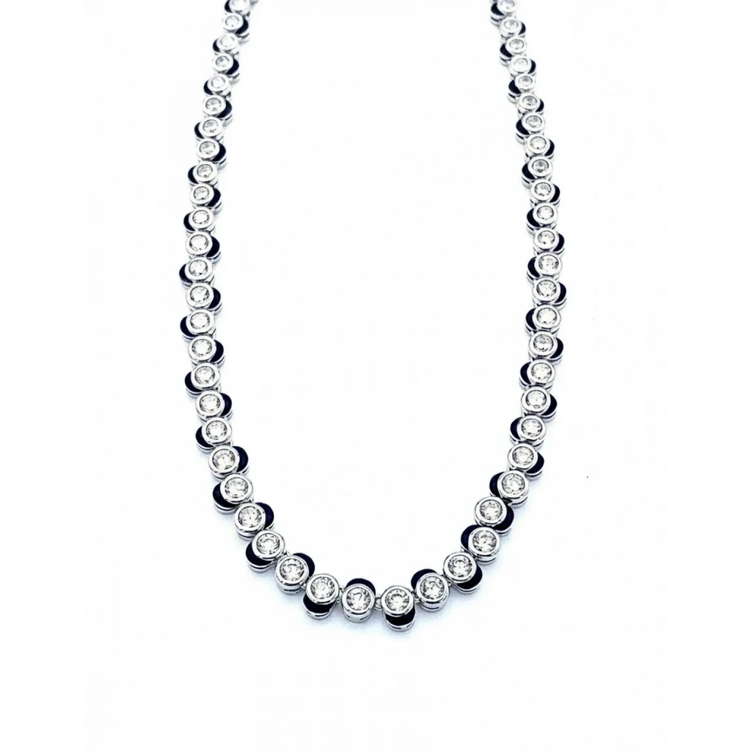 Siyah Mineli Gömme Taş Tasarım Kolye