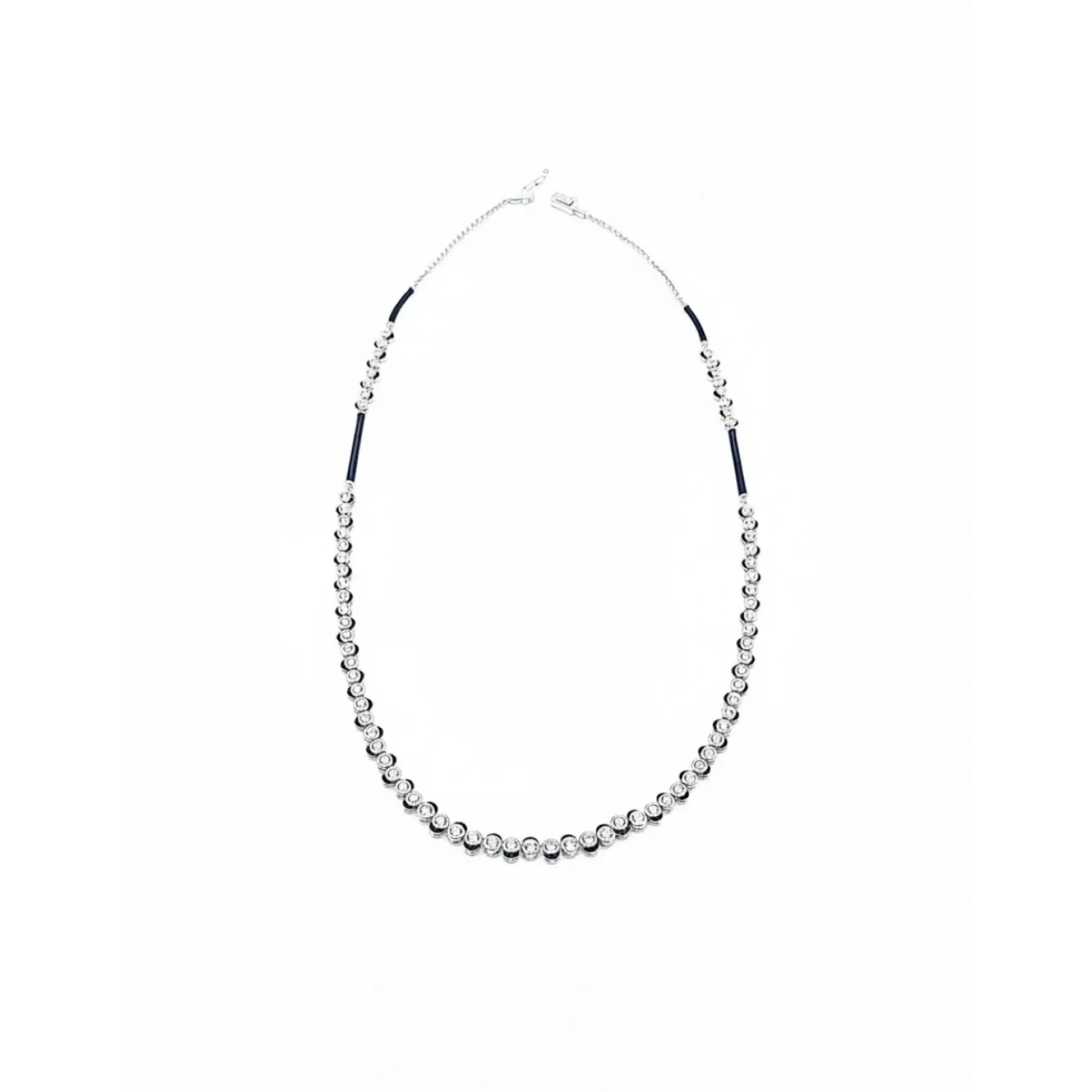 Siyah Mineli Gömme Taş Tasarım Kolye