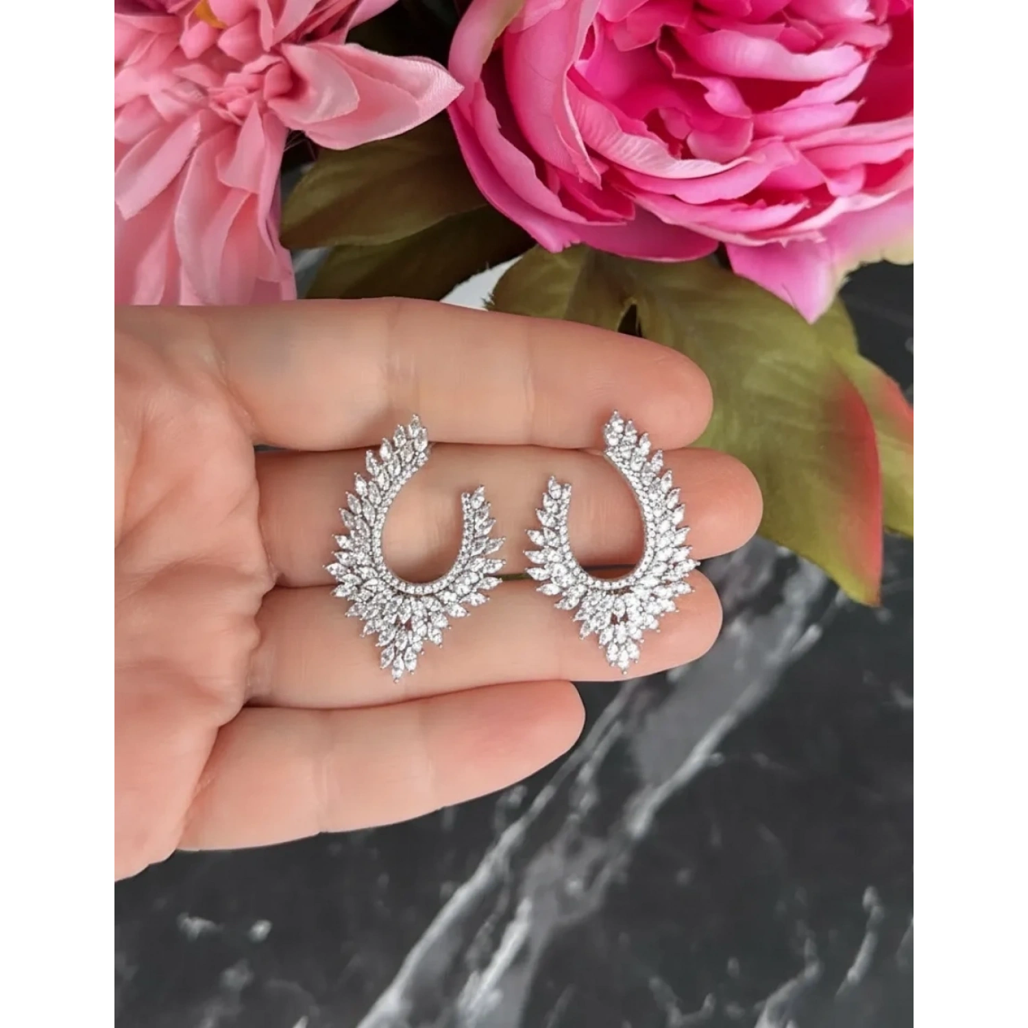 Markiz Gloriouss Küpe