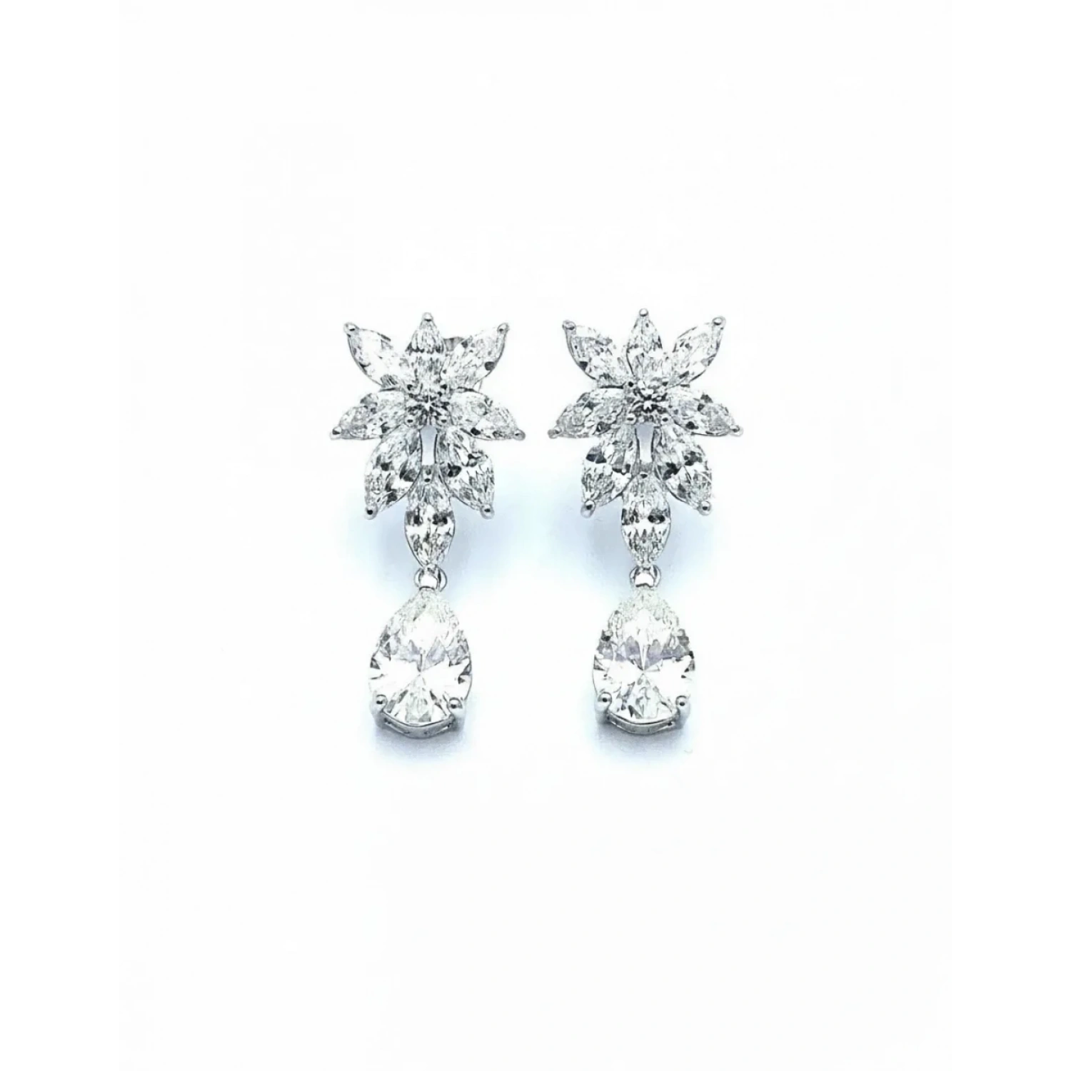 Mozanit Markiz Giselle Damla Küpe