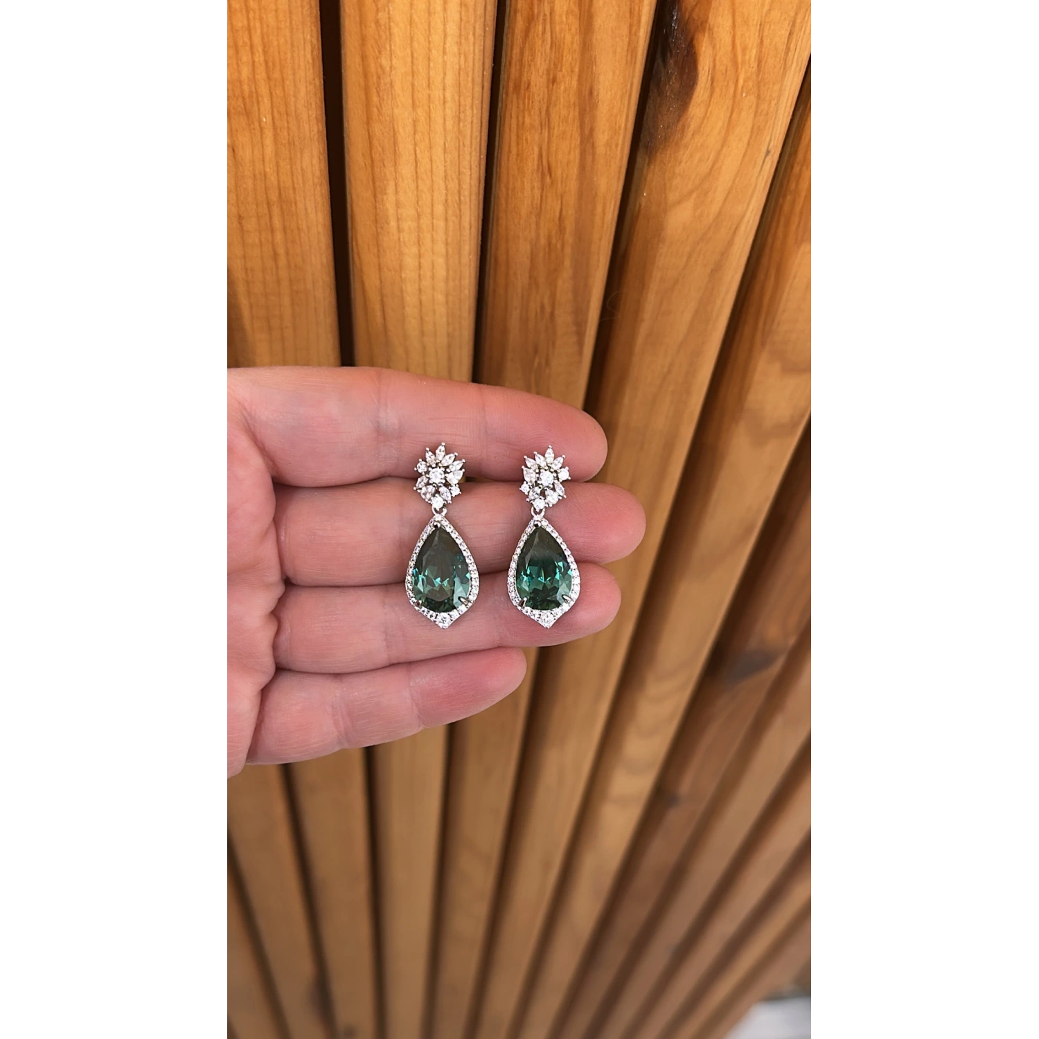 Alex Mint Damla Taş Markiz Küpe