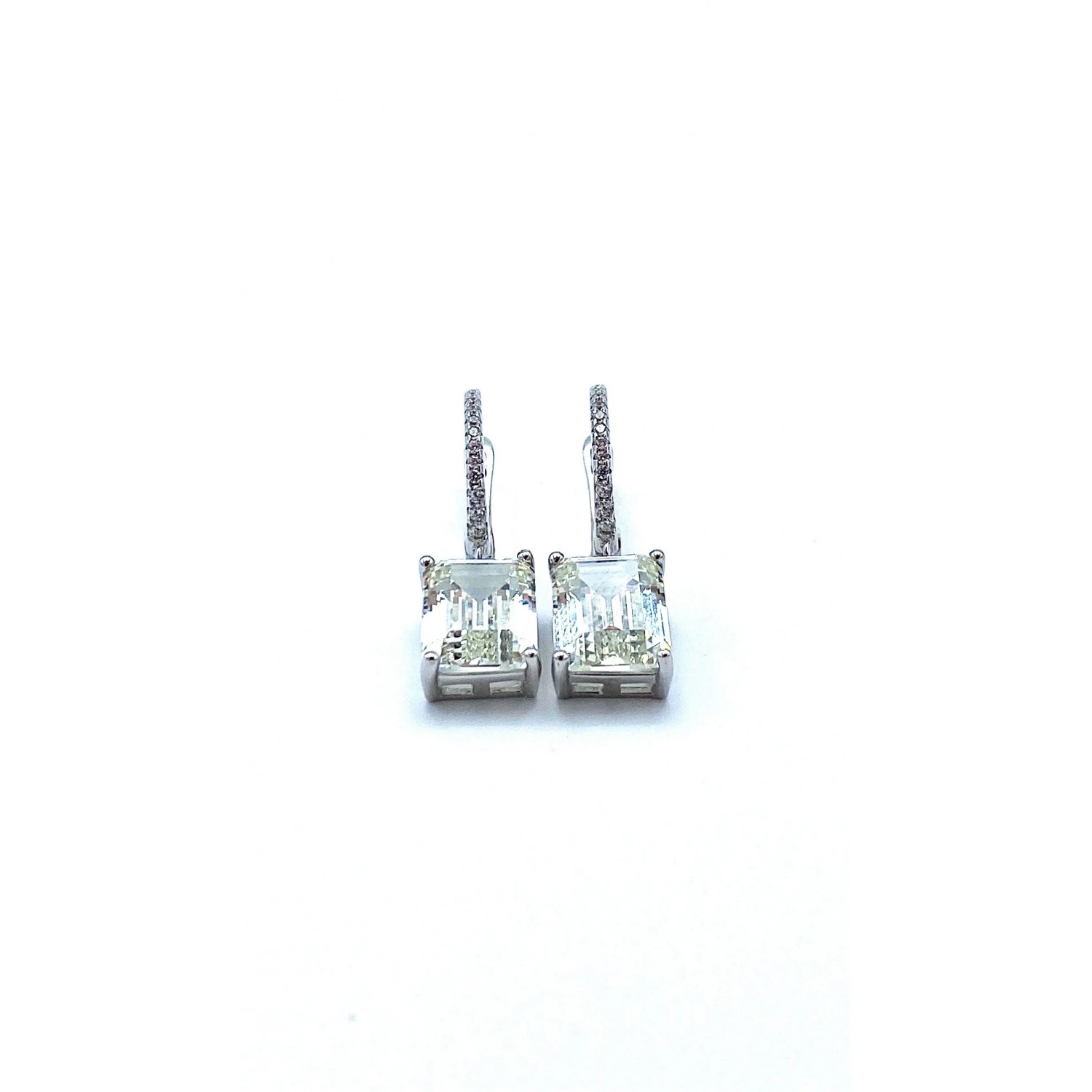 Baget Mozanit Sallantılı Küpe