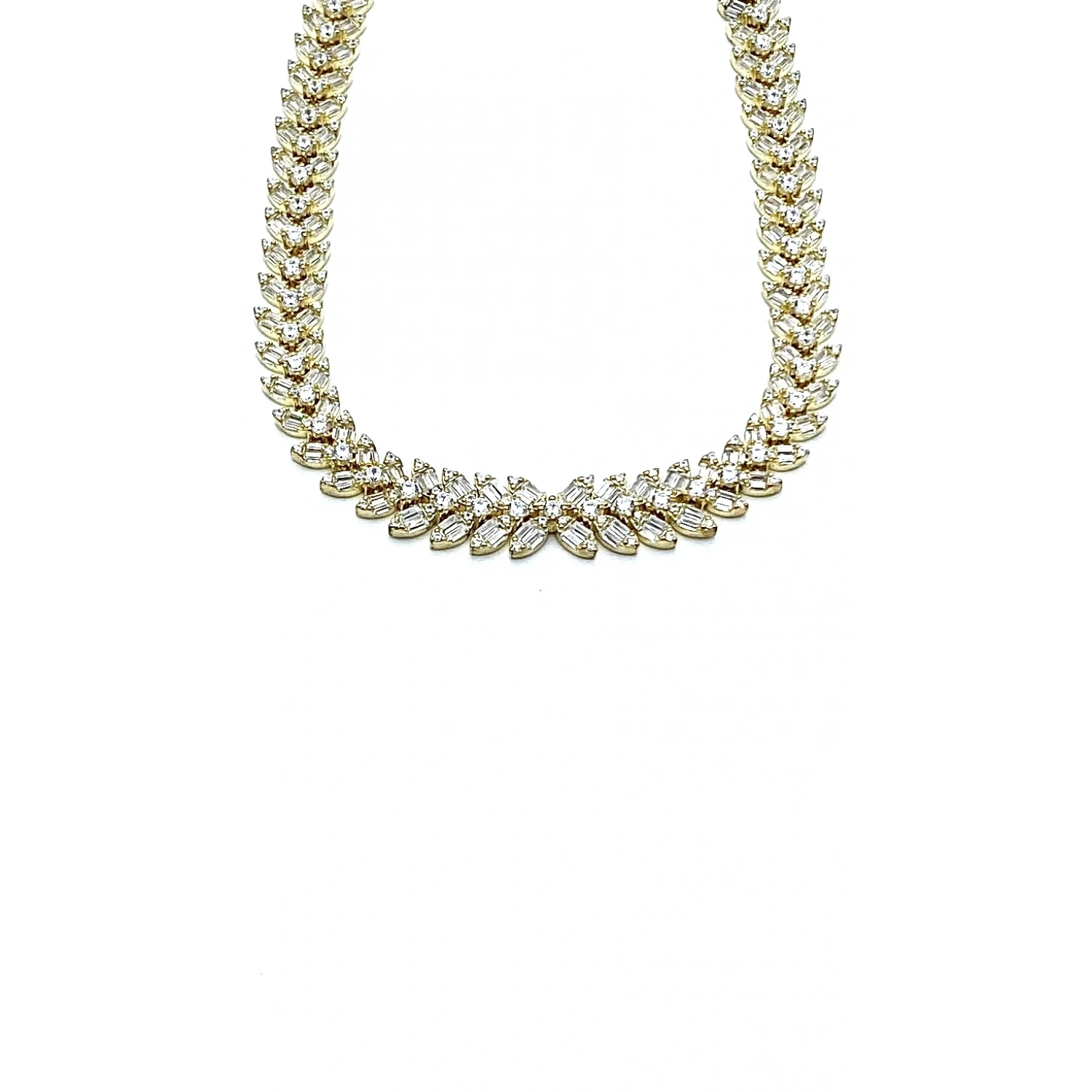 Bagetli Yaprak Tasma Kolye