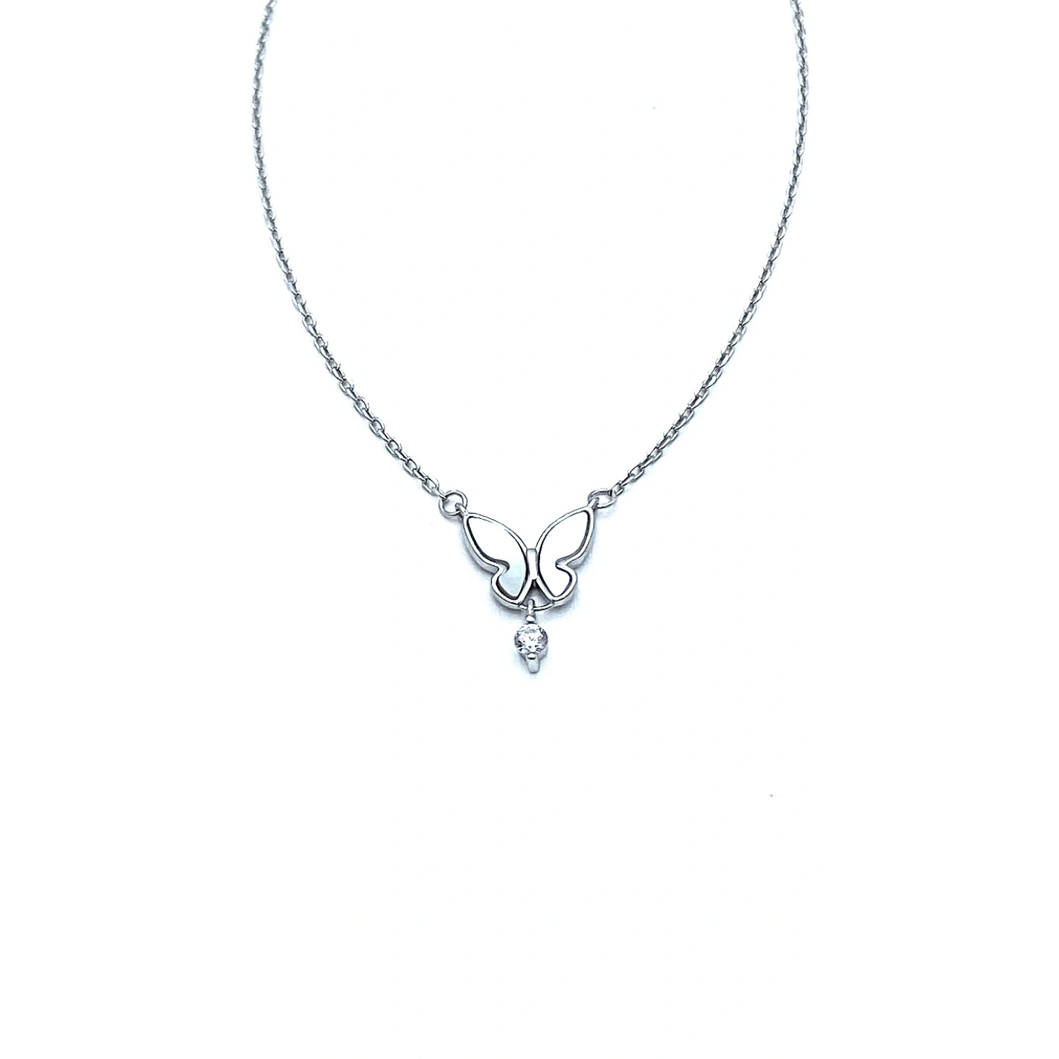 Beyaz Sedef Kelebek Kolye