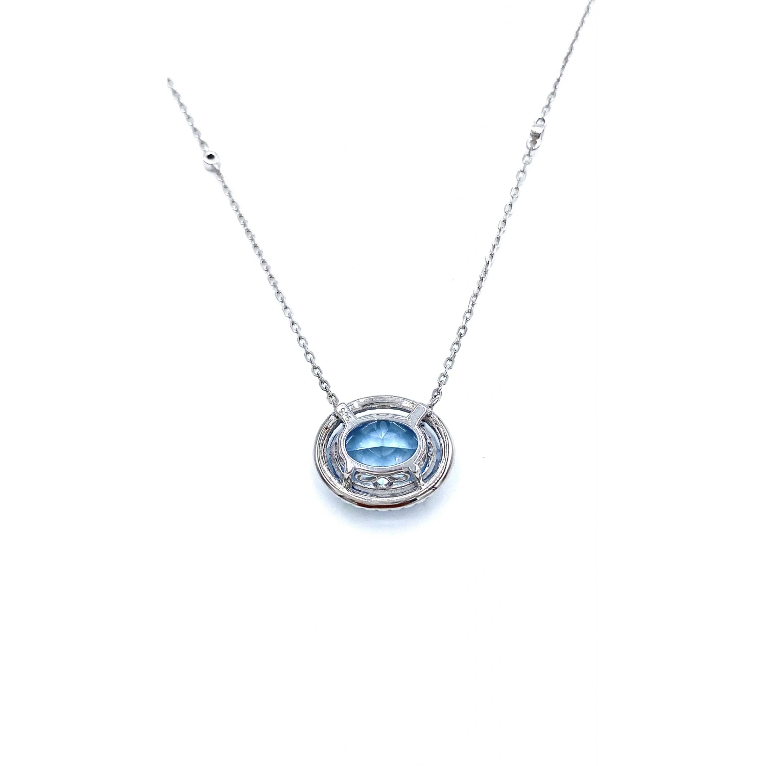 Blue Diamond Ovy Kolye